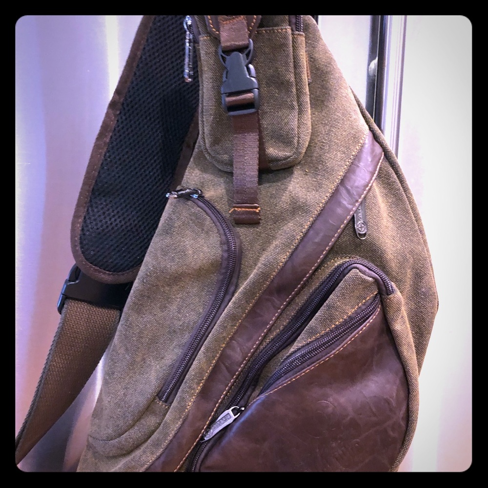 Men’s carry pouch